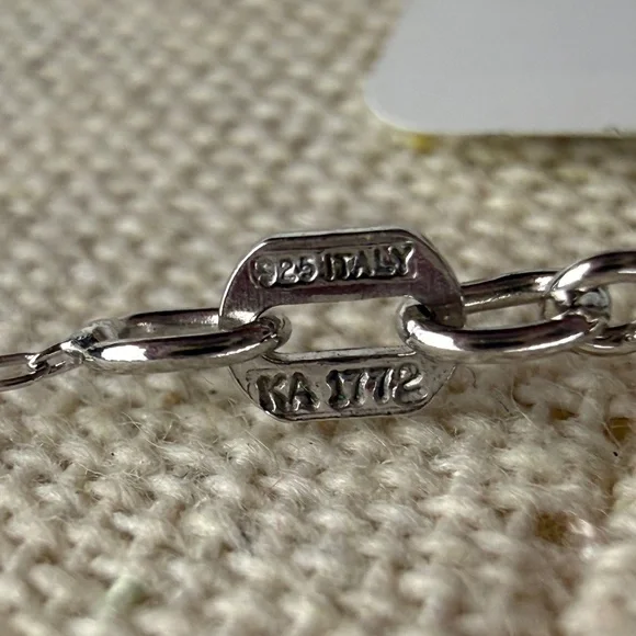 Macys Womens Sterling Silver 10K Gold Lab Grown Garnet Diamond Key Pendant - Picture 5 of 8